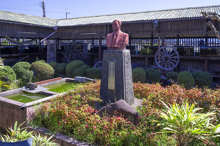 Koriyama Goldfish Museum Yamato Koriyama City, Nara Pref. Statue of Yoshikazu Matsui 
