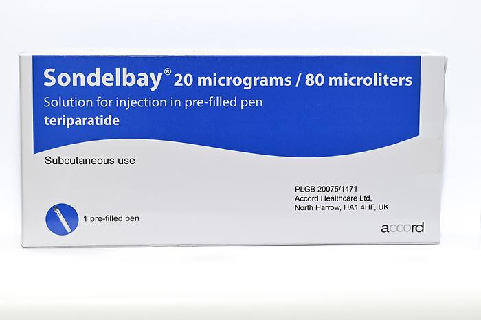 Sondelbay osteoporosis drug Sondelbay osteoporosis drug. It comes in pre filled pens as a solution for injection under the skin. Osteoporosis happens when new bones do not grow enough to replace the naturally broken down bones. Over time, the bones become less dense and more prone to fractures. The active ingredient in Sondelbay is teriparatide, which is similar to the human parathyroid hormone.  It works by stimulating bone formation through the activation of osteoblasts  bone forming cells ., by DR P. MARAZZI SCIENCE PHOTO LIBRARY