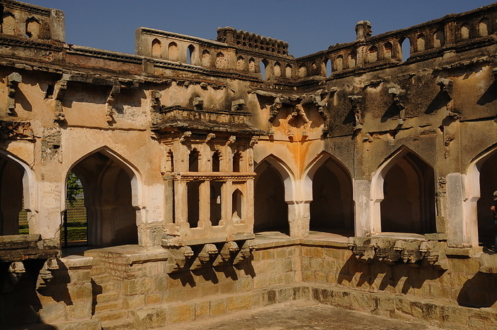 Queen s Bathhouse, Hampi, India Queen s Bathhouse, Hampi, UNESCO World Heritage Site, Karnataka, India, Asia, by Michael Szafarczyk