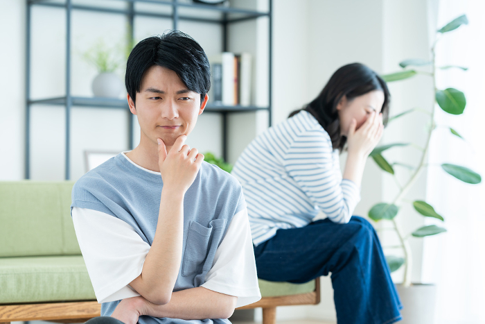 Marital strife (JAPANESE / People)