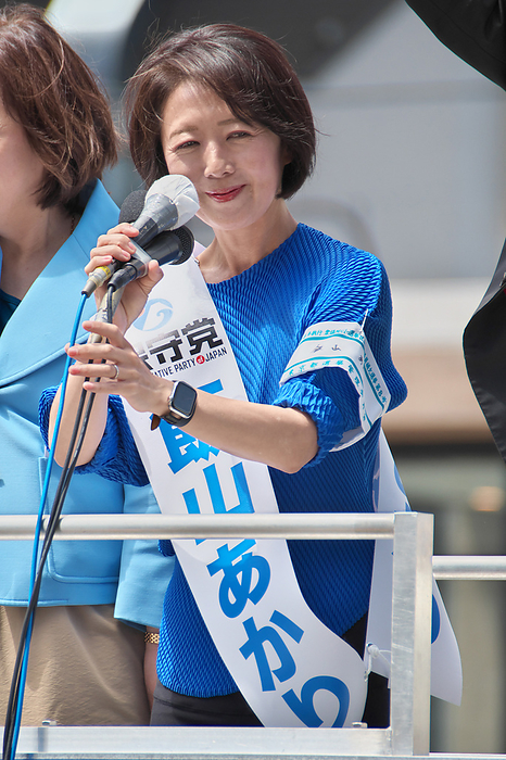 House of Representatives by election in Tokyo 15 constituency Candidate of the Conservative Party of Japan Akari Iiyama delivers speech during the campaign for the House of Representatives by election near Kameido station in Tokyo, Japan on April 16, 2024.