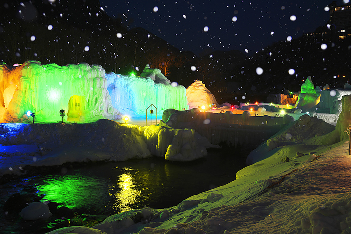 Sounkyo Onsen Ice Fall Festival Light up Hokkaido  4 C,snow composite