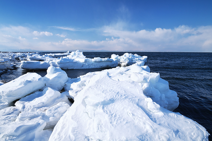 Drift Ice on Notsuke Peninsula and Nemuro Straits Hokkaido  2 C, Shiretoko mountain range  center right 
