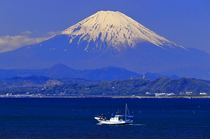 Fuji and a fishing boat
