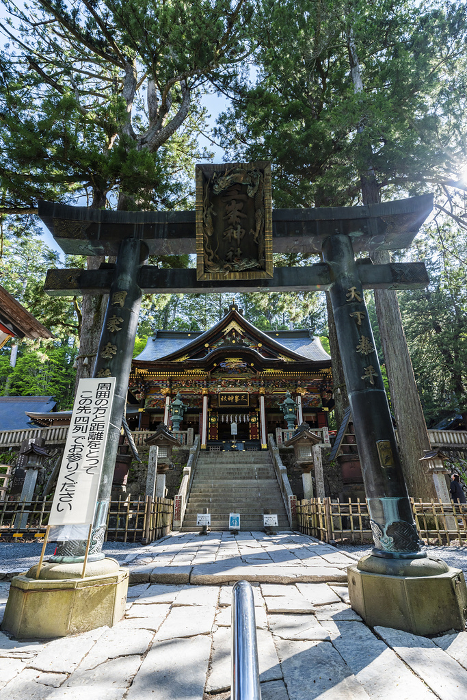 Mimine Shrine Bronze Torii Gate and Worship Hall Chichibu City, Saitama Pref.