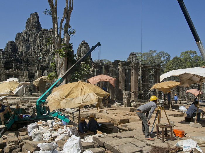 Restoration work at the Angkor Wat archaelogical park, Cambodia Restoration work at the Angkor Wat Archaeological Park, UNESCO World Heritage Site, Siem Reap, Cambodia, Indochina, Southeast Asia, Asia