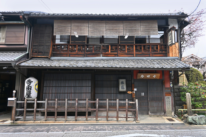 Teradaya, a boathouse in Fushimi, Kyoto that tells the story of the end of the Edo period