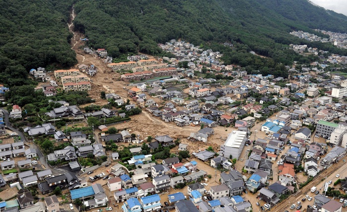 Hiroshima landslide: Residential area buried in mud after landslide caused by heavy rain A residential area buried in mud after a landslide caused by heavy rains in Yagi, Asaminami Ward, Hiroshima City, on the morning of August 20, 2014. Photo by Ryoichi Mochizuki from the helicopter at 8:31 a.m.