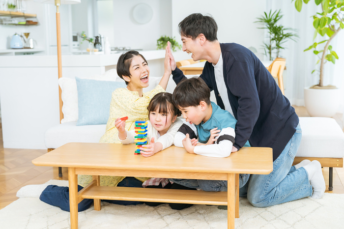 A Japanese family of four close friends.
