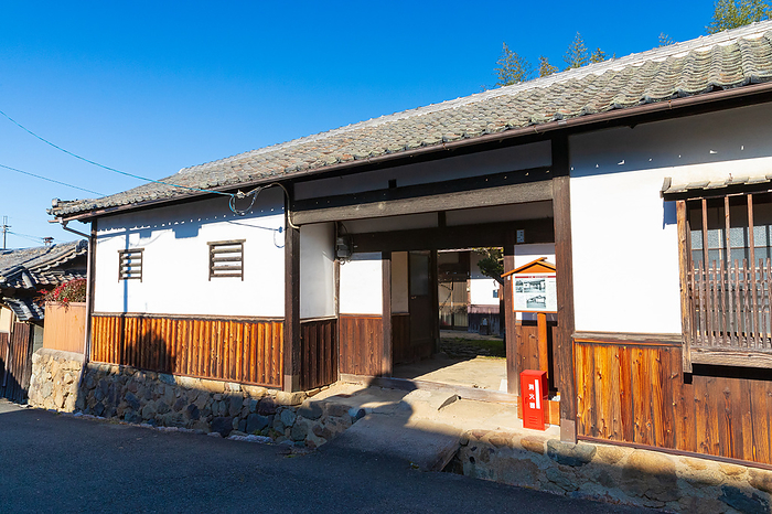 Tashio Family Nagaya mon Gate, Tosa kaido Road, Old Takatori Castle Town, Nara Pref. Samurai residences in the old castle town