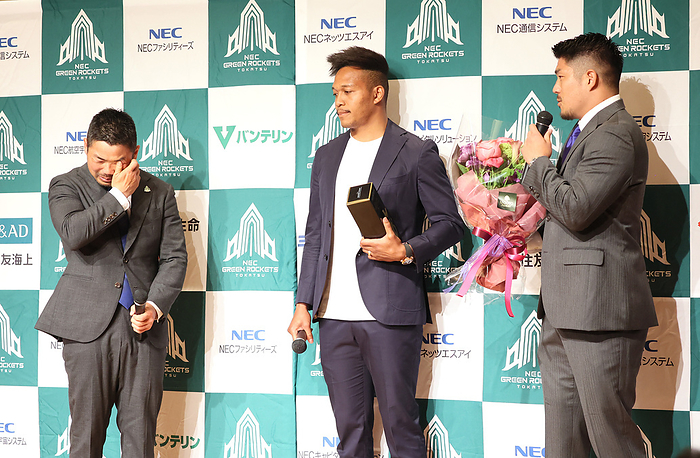 Japanese rugby football player Fumiaki Tanaka of NEC Green Rockets Tokatsu announces retirement of his professional carrier April 24, 2024, Tokyo, Japan   Japanese rugby football player Fumiaki Tanaka  L  of NEC Green Rockets Tokatsu scrum half cries as he receives a flower bouquet from Kotaro Matsushima  C  of Tokyo Suntory Sungoliath and Rikiya Matsuda  R  of Saitama Panasonic Wild Nights after he announced retirement from his professional carrier in Tokyo on Wednesday, April 24, 2024. Tanaka, 75 Japan s national team caps, will close his 17 year professional rugby carrier after this season.       photo by Yoshio Tsunoda AFLO 