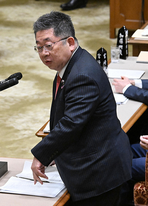 Budget Committee of the House of Councillors Akira Koike, Secretary General of the Communist Party of Japan, asks a question at a meeting of the Budget Committee of the House of Councillors in the Diet on April 24, 2024, at 5:45 p.m. Photo by Akihiro Hirata
