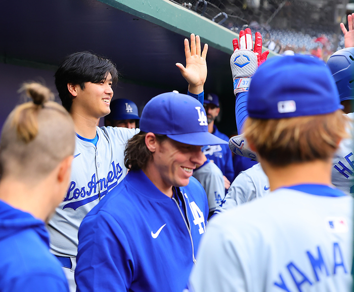 2024 MLB  Nationals Dodgers Otani greets T. Hernandez for a solo shot in the 2nd inning  Photo by Takahiro Mitsuyama  Photo date 20240425