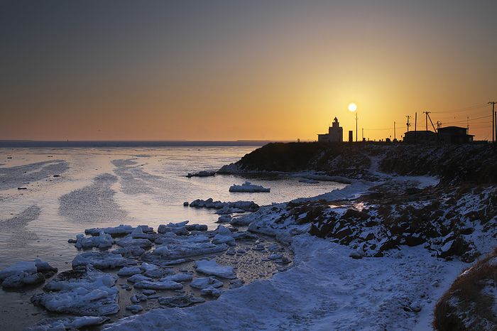 Sunrise at Cape Nosabu, drift ice and Northern Territories Hokkaido  6 C