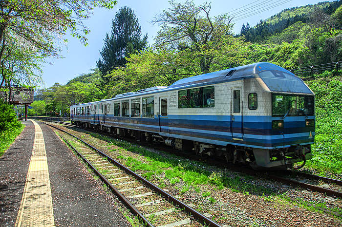 Shimogo Town, Fukushima Prefecture Local Train