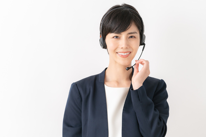 Japanese businesswoman with white background （Female / People)