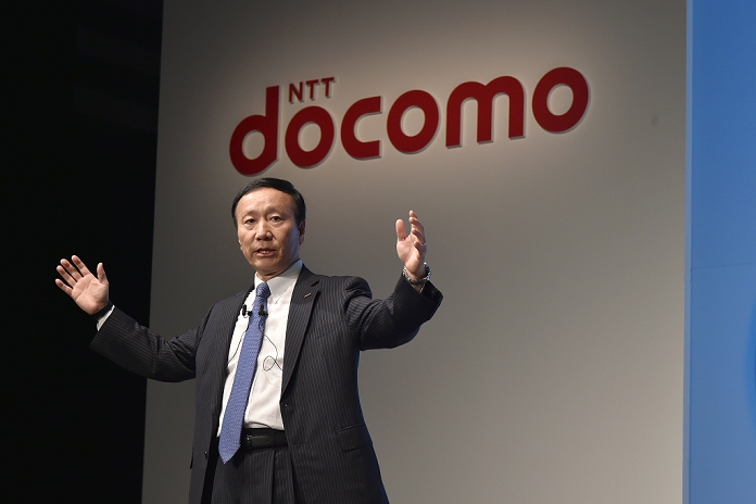 docomo introduces new products for the winter sales season Introducing smartphones with high sound quality On October 30, NTT DOCOMO announced new products and services for the 2014 2015 winter spring model year. A total of 16 models, including 9 smartphones and tablets, will be introduced and go on sale sequentially from October 4. The company s president Kaoru Kato attends the press conference on the afternoon of September 30, 2014 in Chuo ku, Tokyo.
