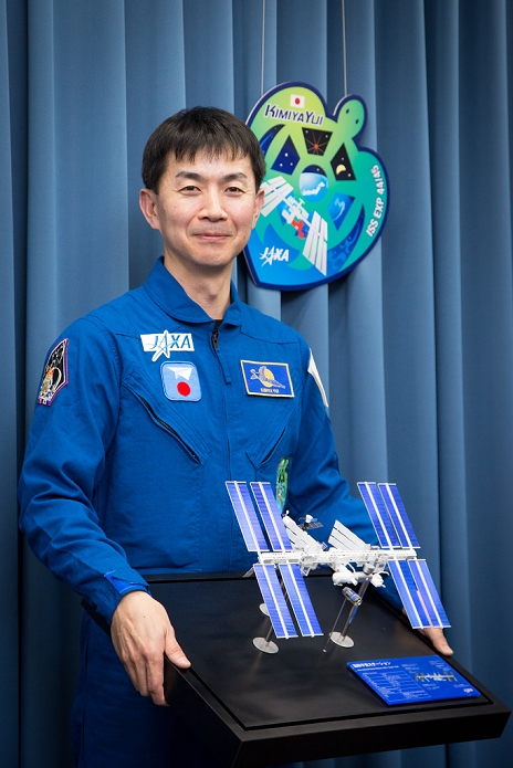JAXA Astronaut Yui talks about his aspirations for his stay in space JAXA Astronaut Yui January 5, 2015, Tokyo, Japan   Japanese astronaut Kimiya Yui poses for photographers after a news conference in Tokyo on Monday, January 5, 2015. Yui, 44, was selected as a flight engineer for the upcoming six month mission to the International Space Station in charge of its operations and science experiments using the space environment.  Photo by AFLO  UUK  mis 