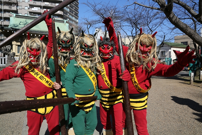 The devil is out  Fortune is within  Red and blue demons appeared in a certain place in Tokyo February 3, 2015, Tokyo, Japan   Color costumed devils pose at a local Shinto shrine in a special ritual to celebrate the beginning of Spring in downtown Tokyo on Tuesday, February 3, 2015. To cleanse away all the evil of the previous year and drive away disease bringing evil sprints for the year to come, people throw roasted soybeans in the centuries old ritual.  Photo by Haruyoshi Yamaguchi AFLO  VTY  mis 