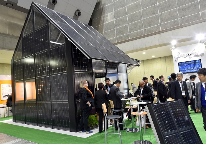 Comprehensive Energy Exhibition Begins Smart Energy Week February 25, 2015, Tokyo, Japan   Solar panels are on display at the World Smart Energy Week 2015, billed as the  world s largest exhibition specializing in electricity storage and generating systems, started on Wednesday, February 25, 2015, in Tokyo for three days. Photo by Natsuki Sakai AFLO  AYF  mis 