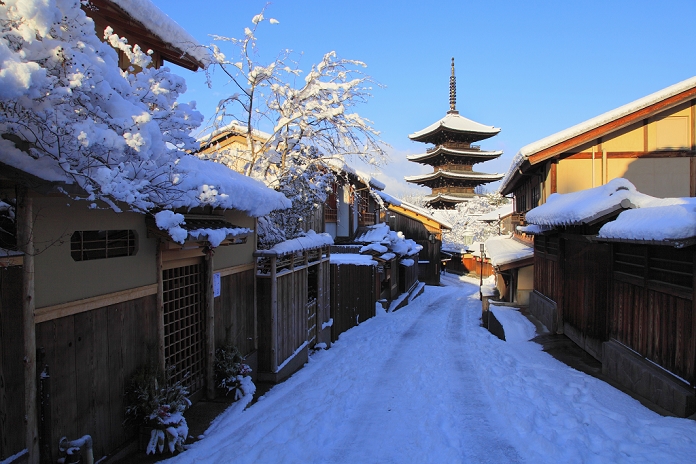 Yasaka Road and Yasaka Pagoda in Snowy Landscape