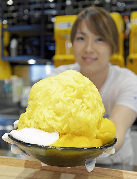 Shaved ice store from Taiwan ICE MONSTER  is popular Mango shaved ice at ICE MONSTER, a popular Taiwanese shaved ice store, in Shibuya Ward, Tokyo, on March 26.