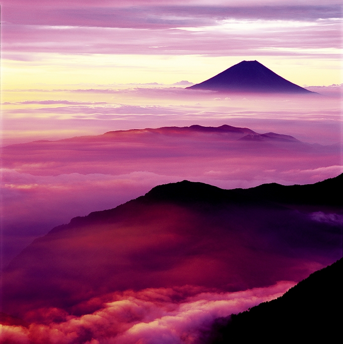  Yamanashi Fuji, from Mt. Kitadake in the Southern Alps 5:40 AM