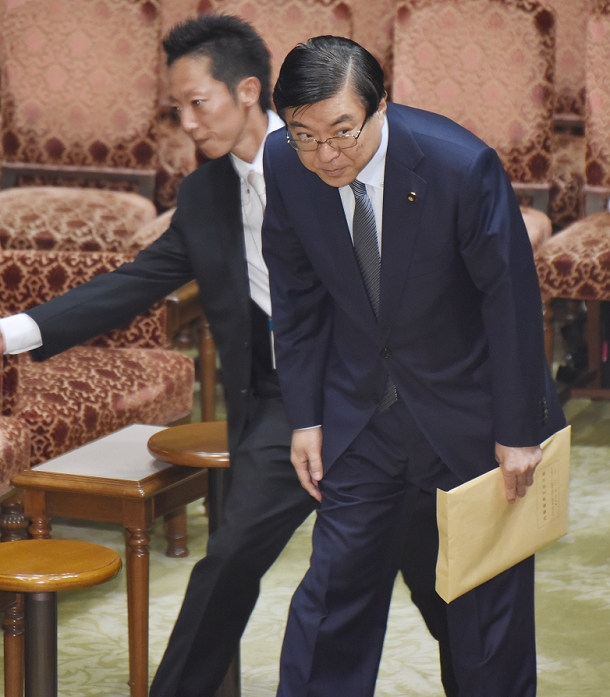 Aide Isozaki apologizes for remarks by a special committee member of the House of Councillors. August 3, 2015, Tokyo, Japan   Yosuke Isozaki, a senior adviser to Japanese Prime Minister Shinzo Abeis, is summoned as an unsworn witness by a House of Councillors special panel on security legislation in Tokyo on Monday, August 3, 2015. Isozaki said recently that the legality of the contentious security bills currently being deliberated in the upper house was unimportant as was their consistency with the Constitution. His comment infuriated the opposition camp, which is now demanding his resignation.  Photo by Natsuki Sakai AFLO  AYF  mis 