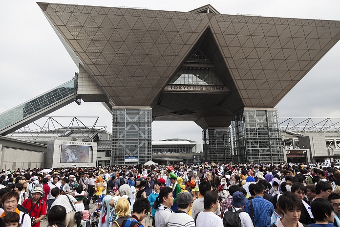 Comic Market  Kicks Off Long Lines at Doujinshi Sokutai Thousand of visitors attend the   Comic Market 88 Summer 2015   exhibition at Tokyo Big Sight on August 14, 2015, Tokyo, Japan. Thousands of manga and anime fans attended the first day of the Comic Market 88  Comiket  at Tokyo Big Sight. The Comic Market was established in 1975 to allow fans and artists to interact and focuses on manga, anime, gaming and cosplay. The exhibition is held from August 14th to 16th and Comiket organisers expect more than 500,000 visitors to attend.  Photo by Rodrigo Reyes Marin AFLO 