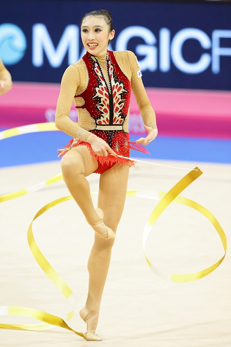 2015 Rhythmic Gymnastics World Championships Team Events Ribbon Finals Mao Kunii  JPN , SEPTEMBER 13, 2015   Rhythmic Gymnastics : Mao Kunii of Japan competes during the Groups Apparatus Final of the World Championships at the Porsche Arena in Stuttgart, Germany.  Photo by AFLO   2268 .