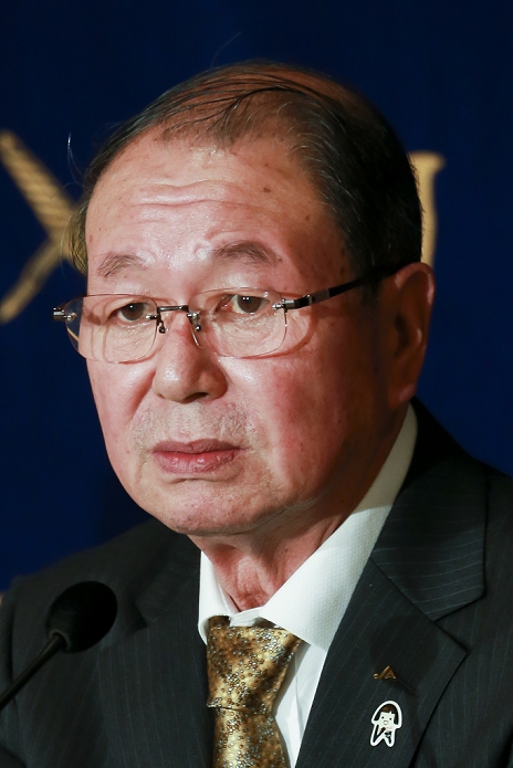 JA All Nippon Chairman Okuno Talks about the Impact of the TPP at a press conference Choe Okuno President of JA Zenchu  the Japanese Central Union of Agricultural Co operatives  speaks during a press conference at the Foreign Correspondents  Club of Japan on November 10, 2015, Tokyo, Japan. Okuno spoke of the impact of the newly finalized Trans Pacific Partnership  TPP  on Japanese agriculture, but also stressed that the main issue facing Japanese agriculture today is that there are not enough young farmers to continue working in the industry, where the average age is 60 and if the average gets to 70 the farming industry will be over. He called on the government to create a policy to increase the number of farmers.  Photo by Rodrigo Reyes Marin AFLO 