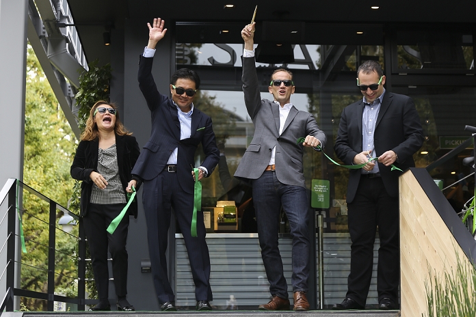 Shake Shack  from New York The first store opened in Japan Shake Shack CEO Randy Garutti  third from left  attends the opening ceremony of the new burger restaurant Shake Shack in Meiji Jingu Gaien Park on November 13, 2015, Tokyo, Japan. Approximately 400 people lined up to get a first taste of the ShackBurger, SmokeShack or Shack cago Dog. New openings of US food chains are big business in Japan, and the store was featured on Japanese breakfast shows. According  to the organisers, people started lining up from  9:30 pm the previous night.  Photo by Rodrigo Reyes Marin AFLO 