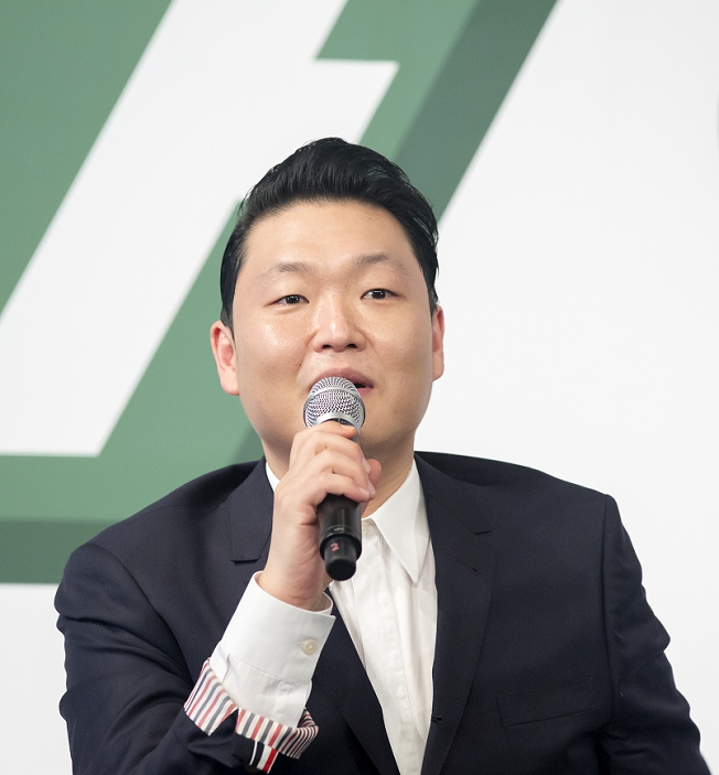 Psy PSY, Nov 30, 2015 : South Korean singer PSY attends a press conference about his new 7th album in Seoul, South Korea. Psy s 7th album has nine tracks with Psy s 7th album has nine tracks with two leading tunes,  Napal Baji  Bellbottoms   and  Daddy . International artists such as will.i.am, Ed Sheeran and Zion T are featured as guest performers in the album.  Photo by Lee Jae Won AFLO   SOUTH KOREA  Psy PSY, Nov 30, 2015 : South Korean singer PSY attends a press conference about his new 7th album in Seoul, South Korea. Psy s 7th album has nine tracks with Psy s 7th album has nine tracks with two leading tunes,  Napal Baji  Bellbottoms   and  Daddy . International artists such as will.i.am, Ed Sheeran and Zion T are featured as guest performers in the album.