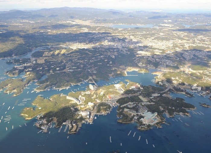 Planned site of the Ise Shima Summit Aerial view of Kenshima Island, Shima City, Mie Prefecture Kashima Island, where the summit will be held  at 0:58 p.m. on April 29, in Shima City, Mie Prefecture, from the headquarters aircraft   photo by Satoshi Oga.