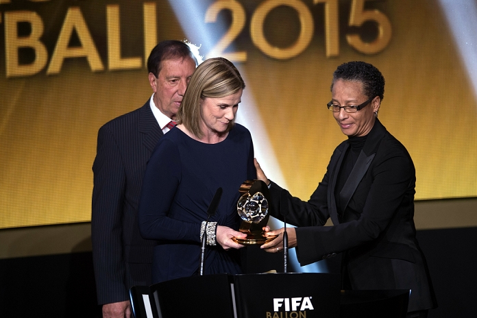 FIFA Ballon d Or Awards Ceremony Ellis Wins Coach of the Year Award Jill Ellis, JANUARY 11, 2016   Football   Soccer : Jill Ellis delivers a speech after receiving the FIFA World Coach of the Year for Women s Football trophy during the FIFA Ballon d Or 2015 Gala at Kongresshaus in Zurich, Switzerland.  Photo by Maurizio Borsari AFLO 