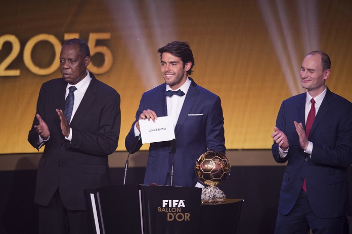 FIFA Ballon d Or Awards Ceremony Messi wins his fifth Ballon d Or  L R  Issa Hayatou, Kaka, Jean Etienne Amaury, JANUARY 11, 2016   Football   Soccer : Kaka announces the winner of theFIFA Ballon d Or during the FIFA Ballon d Or 2015 Gala at Kongresshaus in Zurich, Switzerland.  Photo by Maurizio Borsari AFLO 