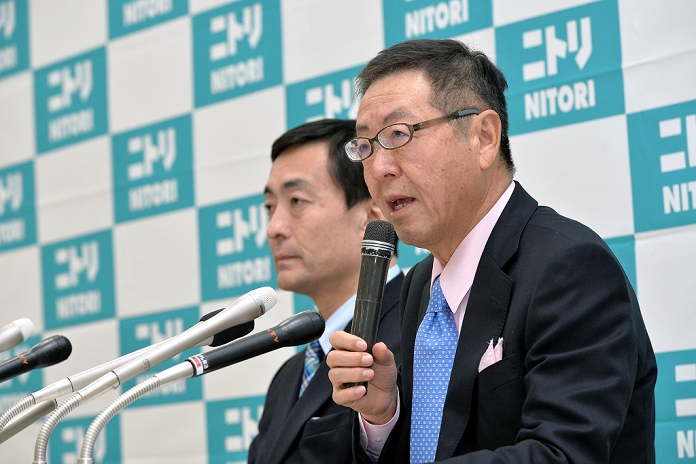 Shirai to be President of Nitori HD Mr. Nitori becomes Chairman and CEO Furniture giant Nitori Holdings, Inc. announced on April 26 that its vice president, Toshiyuki Shirai, will be promoted to the position of president. Akio Nitori, the company s founder and president, will assume the position of chairman with representation rights. Attending the press conference were  from left  Vice President Toshiyuki Shirai, who has been named the next president, and President Akio Nitotori, in the afternoon of January 26, 2016 in Kita ku, Tokyo.