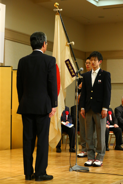 2016 Winter Youth Olympic Games Bundling Ceremony  L R  Tsunekazu Takeda, Masamitsu Ito  JPN , Sota Yamamoto  JPN , Sota Yamamoto  JPN  FEBRUARY 7, 2016 : Japan National Team Send off Party for Lillehammer 2016 Winter Youth Olympic Games at Shinagawa Prince Hotel, Tokyo, Japan.  Photo by AFLO SPORT 
