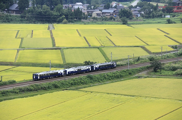 Echino SYU*KURA, Shin-Etsu Main Line, Niigata