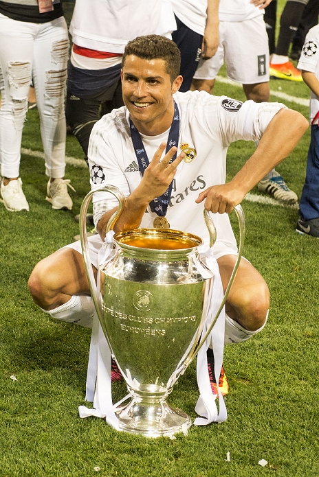 UEFA Champions League Final Real wins 11th title in two years Cristiano Ronaldo  Real , MAY 28, 2016   Football   Soccer : Cristiano Ronaldo of Real Madrid celebrates with teh trophy after winning the penalty shoot out during the UEFA Champions League final match between Real Madrid 1 5 3 1 Atletico de Madrid at Stadio Giuseppe Meazza San Siro in Milan, Italy.  Photo by Enrico Calderoni AFLO SPORT 