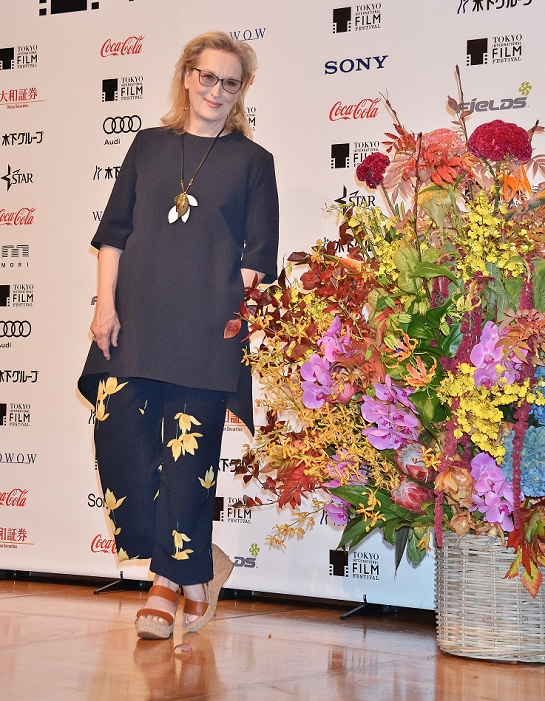 Meryl Streep, during her visit to Japan, appeared at a press conference for her starring film  Madame Florence  Dreaming Together  at the press conference. Meryl Streep, October 24, 2016, Tokyo, Japa : Actress Meryl Streep attends a press conference for  Florence Foster Jenkins  as part of the 29th Tokyo International Film Festival in Tokyo, Japan on October 24, 2016.