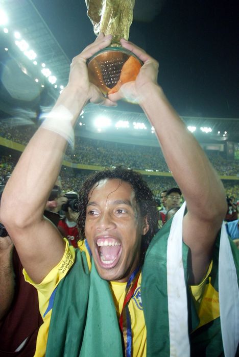 2002 FIFA World Cup JUNE 30, 2002   Football : Ronaldinho celebrates with trophy winning after the FIFA World Cup 2002 KOREA JAPAN final match between Brazil and Germany at Yokohama International stadium, Kanagawa, Japan.  Photo by AFLO   735 