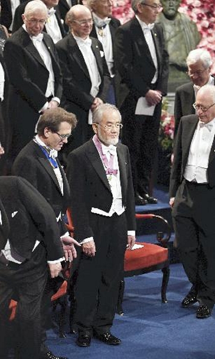 Nobel Prize 2016. Award ceremony in Stockholm  Yoshinori Osumi, professor emeritus at Tokyo Institute of Technology, enters the venue of the Nobel Prize award ceremony  4:35 p.m., October 10, at the Concert Hall in Stockholm .