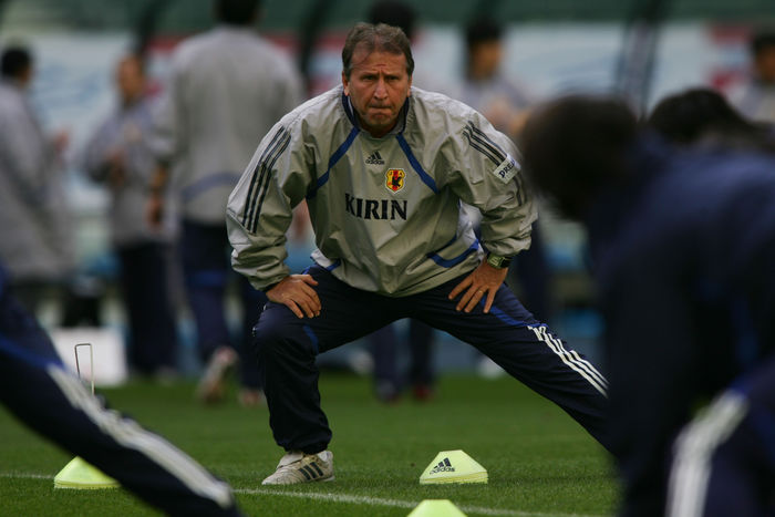 Zico (JPN),
MARCH 29, 2006 - Football : Head coach Zico during the Japan national team training session at Kyushu-Sekiyu Dome, Oita, Japan.
(Photo by AFLO) (2268)