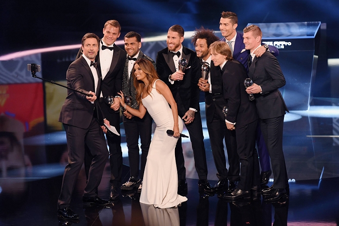 2016 FIFA Annual Awards Ceremony Best Eleven Winners of 2016 FIFA FIFPro World 11, JANUARY 9, 2017   Football   Soccer : Winners of 2016 FIFA FIFPro World 11  back row   L to R  Manuel Neuer, Daniel Alves, Sergio Ramos, Marcelo, Luka Modric, Cristiano Ronaldo and Toni Kroos pose for a selfie with the hosts Marco Schreyl  front L  and Eva Longoria  front R  during the The Best FIFA Football Awards 2016 at TPC Studios in Zurich, Switzerland.  Photo by AFLO 