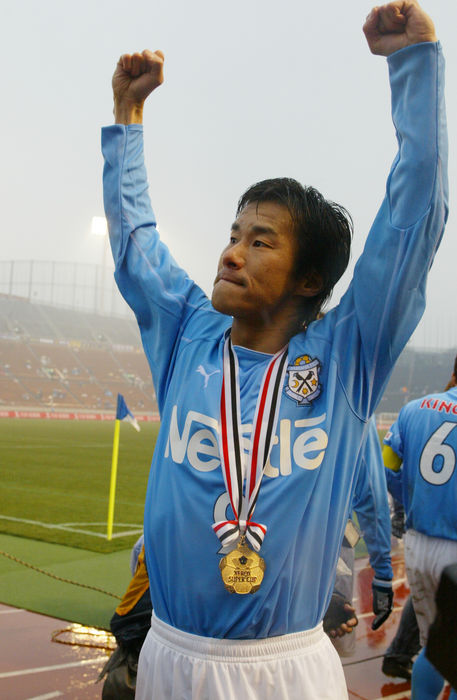 Masashi Nakayama (Iwata)
MARCH 1, 2003
football
2003 XEROX SUPER CUP
between Jubilo Iwata 3-0 Kyoto Purple Sanga
at National Stadium, Tokyo, Japan.
(C)AFLO SPORT(1045)