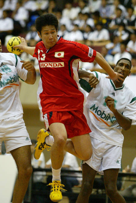 Taichi Haga (JPN)
JULY 17, 2003 - handball : Handball International Match JAPAN CUP '03
between JAPAN 34-28 EGYPT, at Yokohama Culture Gymnasium, Kanagawa, Japan.
at Yokohama Culture Gymnasium, Kanagawa, Japan.
 (Photo by AFLO SPORT)(1045)