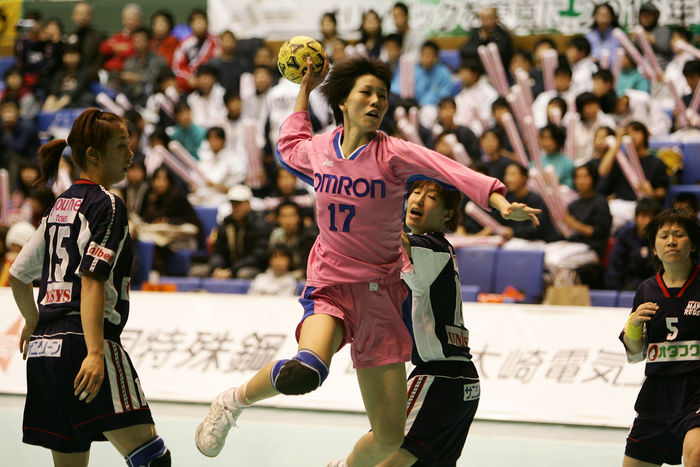 Yuko Arihama (Omron), Yuko Arihama
DECEMBER 24, 2007 - Handball :.
All Japan Handball Championship 2007
between Omron 35-27 Hiroshima Maple Reds
at Komazawa Gymnasium, Tokyo, Japan.
(Photo by YUTAKA/AFLO SPORT) [1040].