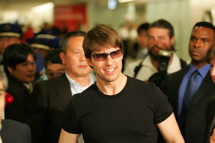 Tom Cruise arrives at Narita Airport in Japan, June 12, 2005. Cast members along with director Steven Spielberg are here to promote the latest movie 