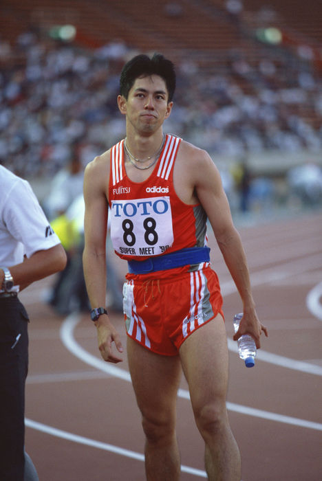 Koji Ito (JPN)
SEPTEMBER 19, 1998 - Athletics : Koji Ito of Japan waits for the start during the Men's 200m at the 1998 TOTO International Track and Field Meet in Japan.
(Photo by Jun Tsukida/AFLO SPORT) [0003].